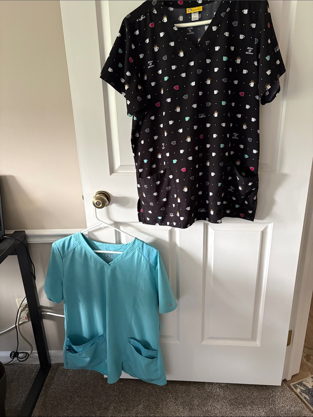 Source Unknown Women's Black Printed Scrub Top & Aqua Blue Scrub Top